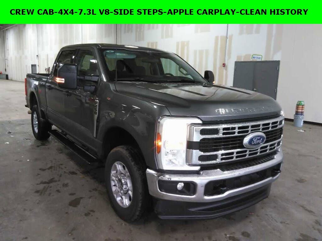 2025 Ford F-250 Super Duty XLT Crew Cab 4WD