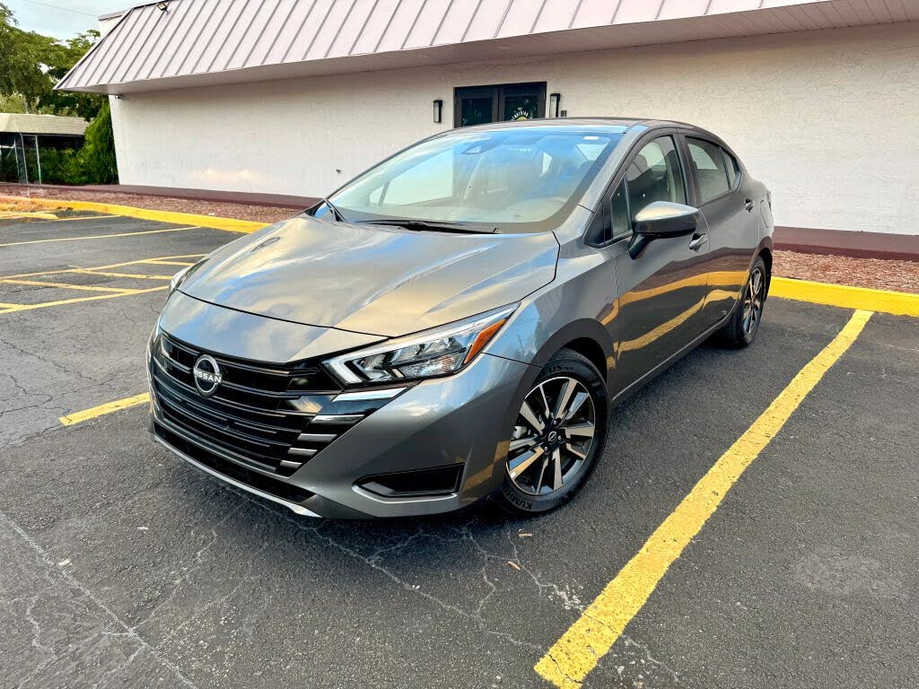 2025 Nissan Versa SV FWD