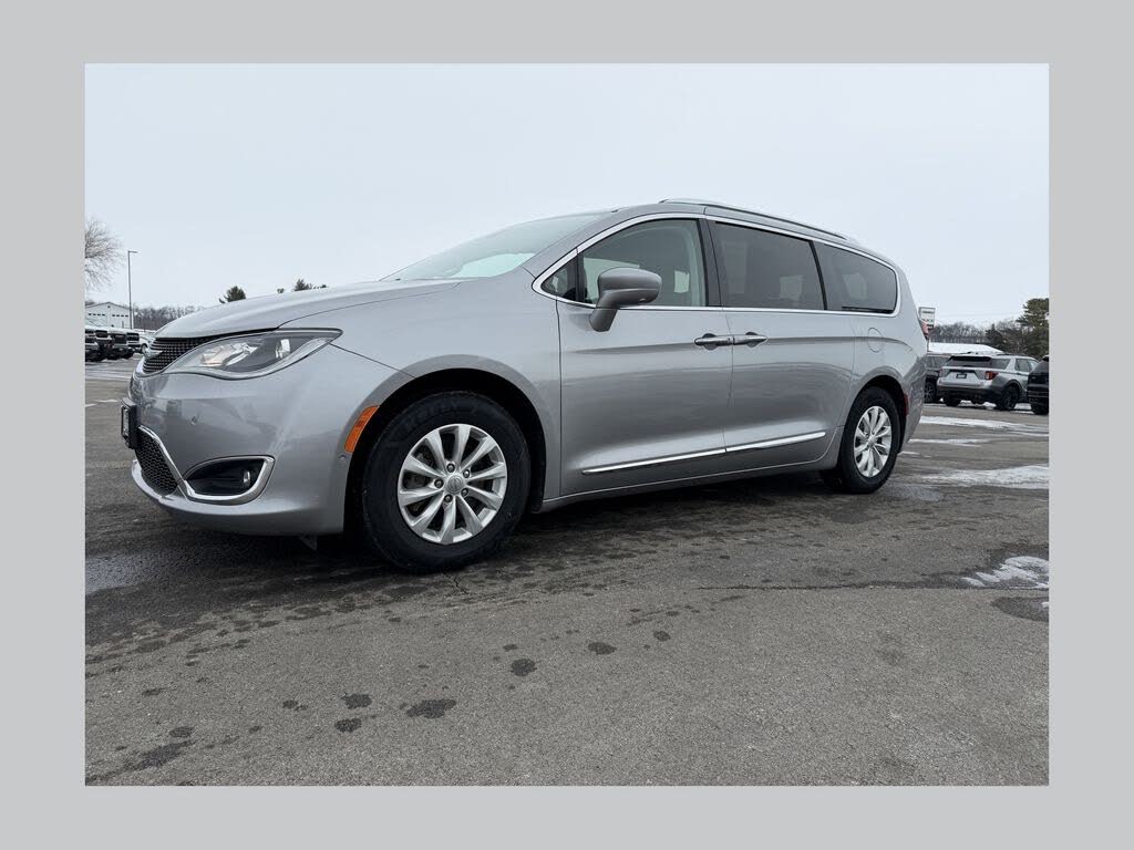 2018 Chrysler Pacifica Touring L FWD