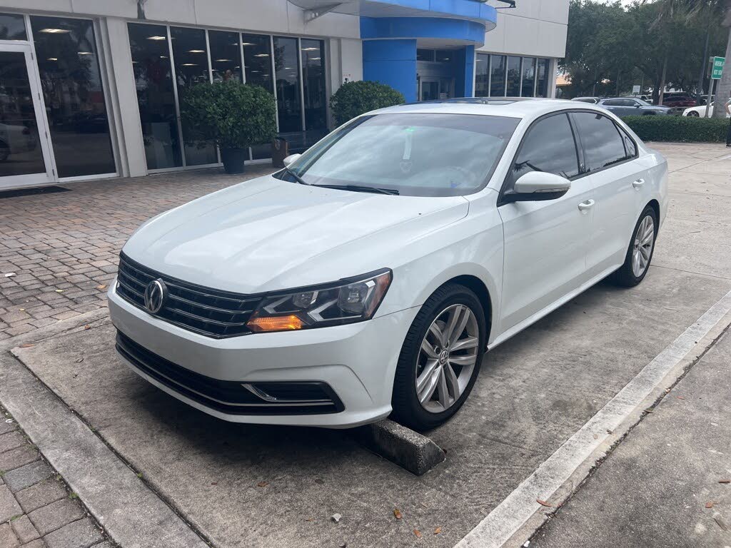 2019 Volkswagen Passat 2.0T Wolfsburg FWD