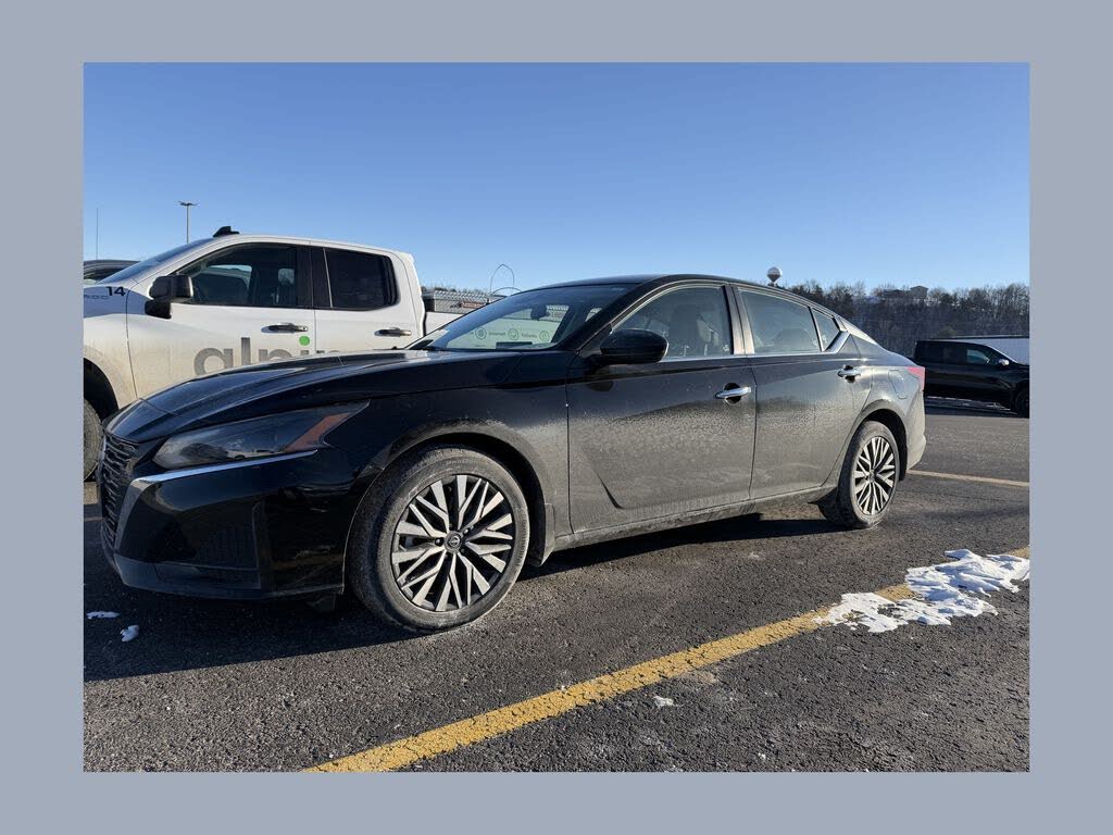 2023 Nissan Altima 2.5 SV AWD
