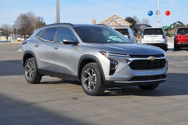 2024 Chevrolet Trax LT FWD