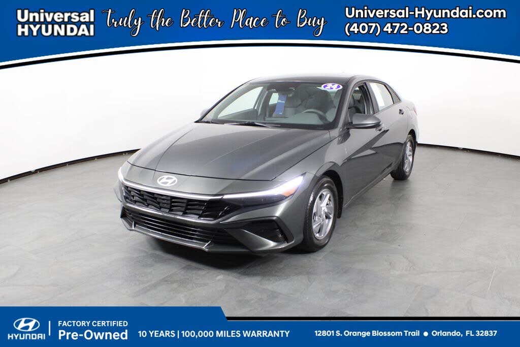 2024 Hyundai Elantra SE FWD