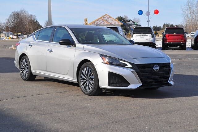 2024 Nissan Altima 2.5 SV FWD