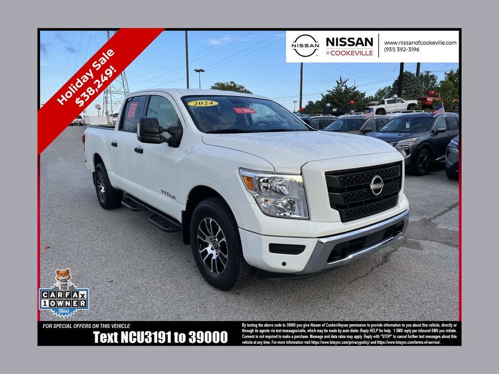 2024 Nissan Titan SV Crew Cab 4WD