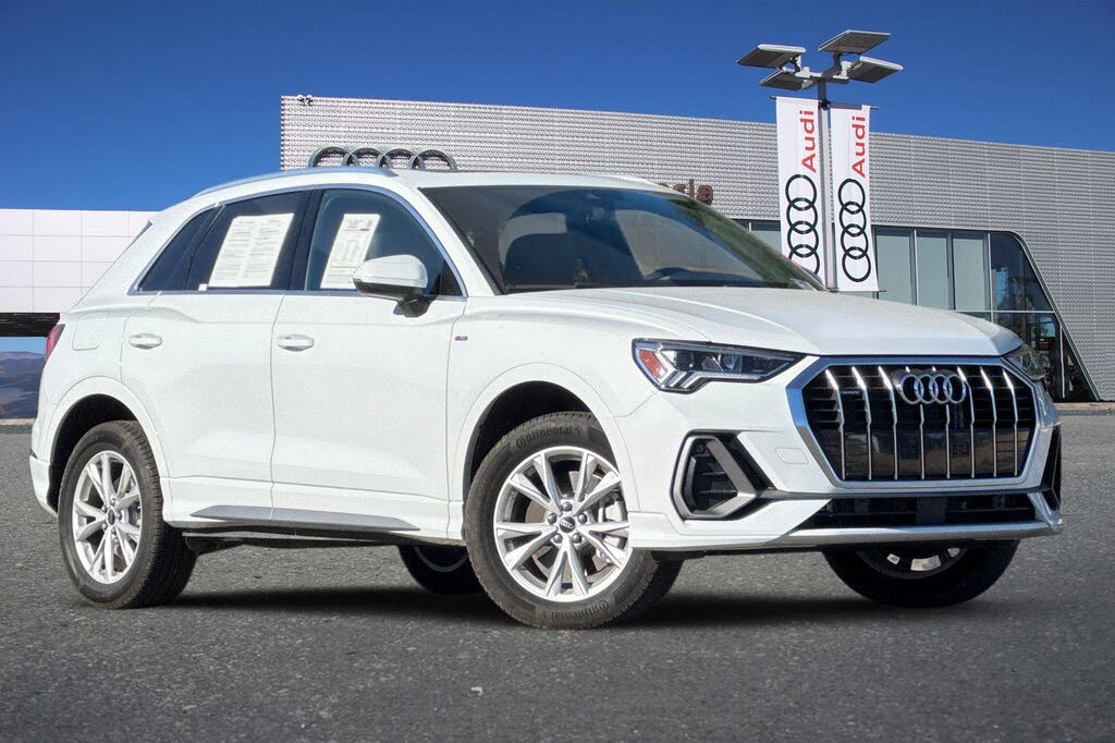 2025 Audi Q3 quattro Premium S Line 45 TFSI