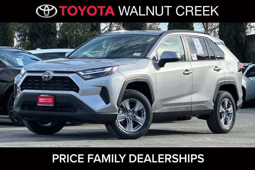 2025 Toyota RAV4 Hybrid XLE AWD
