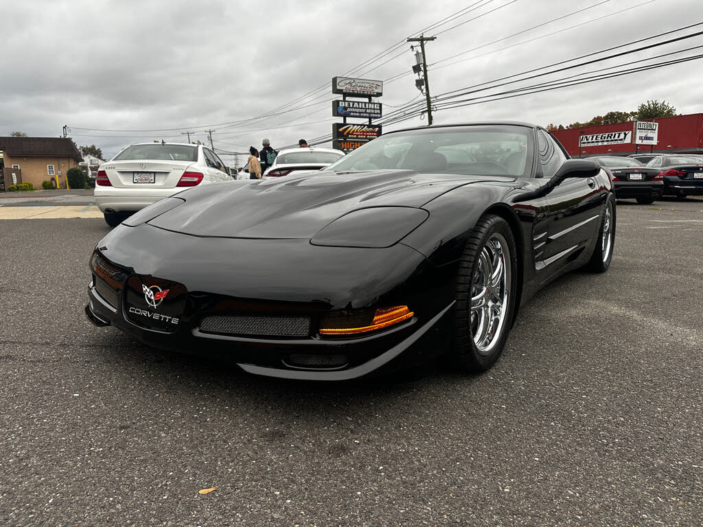 1999 Chevrolet Corvette Hatchback RWD