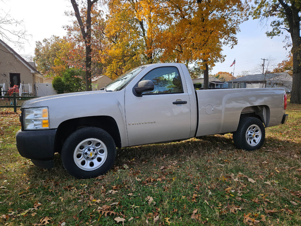 2008 Chevrolet Silverado 1500 1LT LB RWD