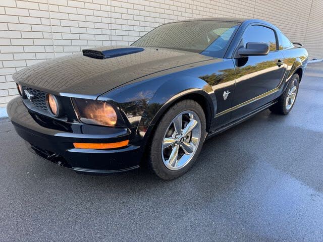 2009 Ford Mustang GT Premium Coupe RWD