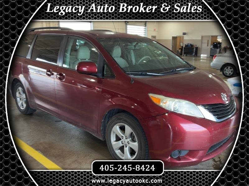 2011 Toyota Sienna LE 8-Passenger