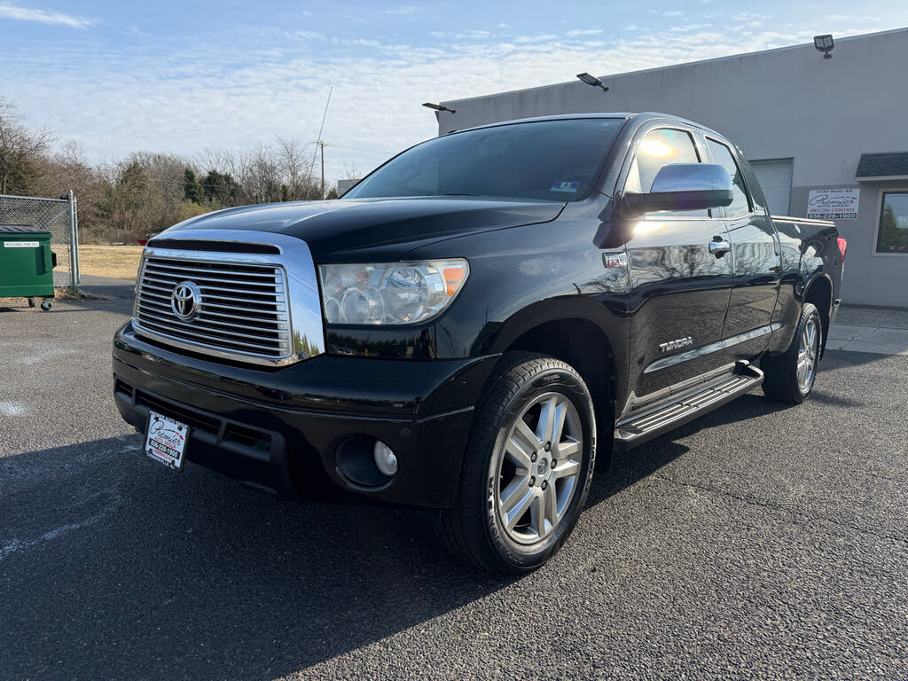 2011 Toyota Tundra Limited  5.7L V8 Double Cab 4WD