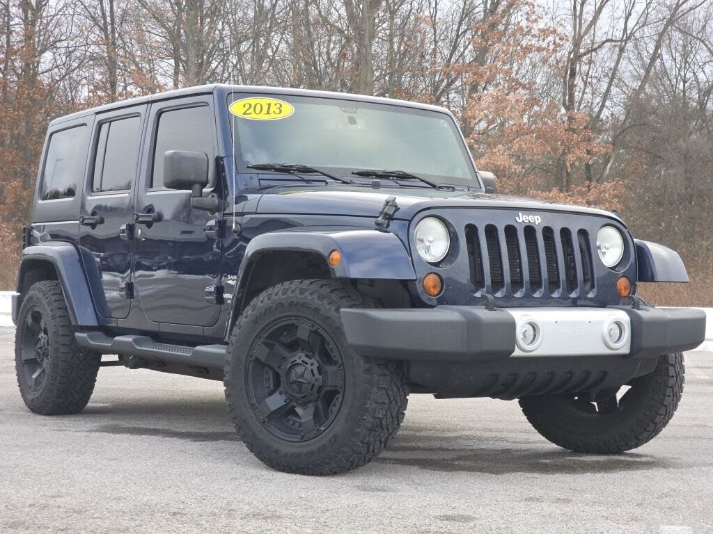2013 Jeep Wrangler Unlimited Sahara 4WD