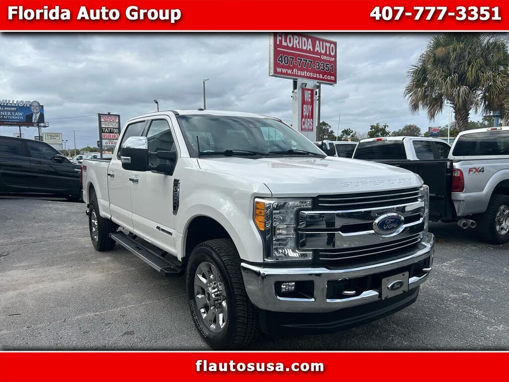 2017 Ford F-250 Super Duty Lariat Crew Cab LB 4WD