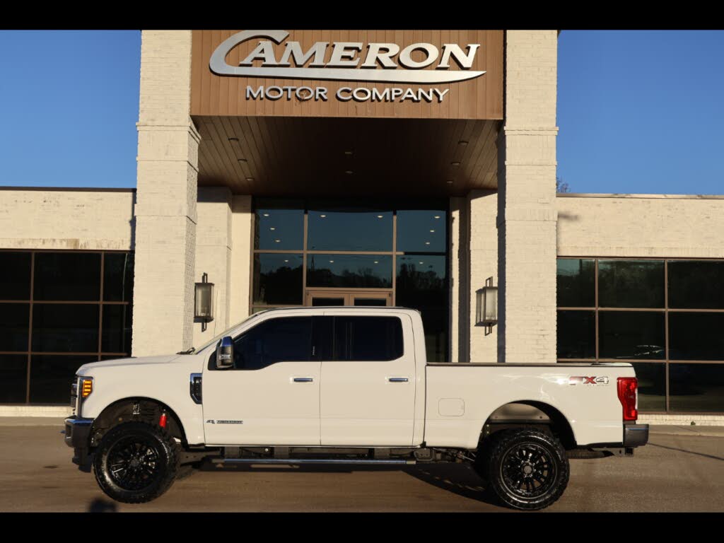 2017 Ford F-250 Super Duty Lariat Crew Cab 4WD