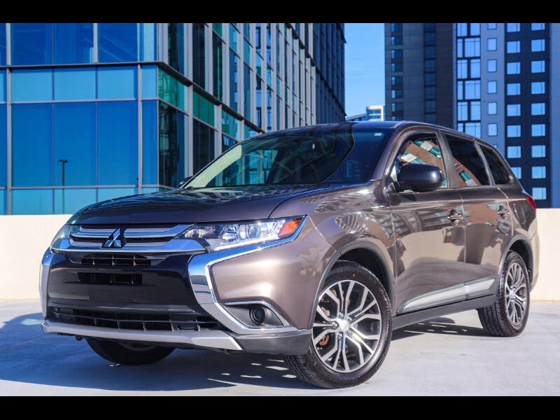 2017 Mitsubishi Outlander ES S-AWC