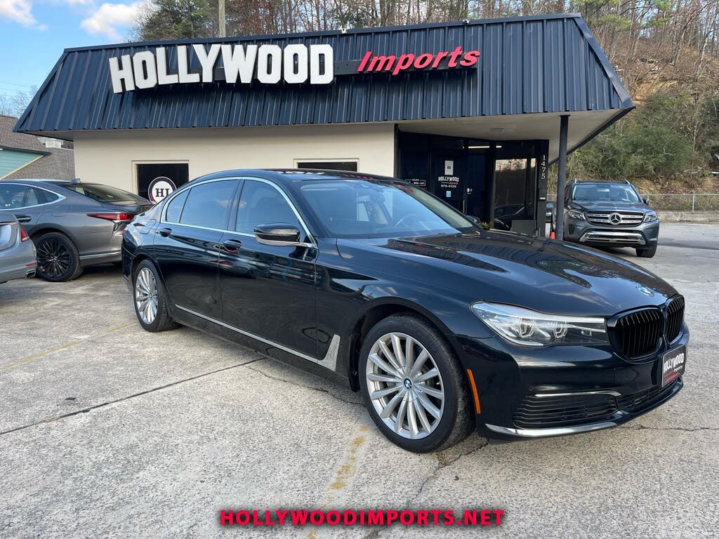2019 BMW 7 Series 740i RWD