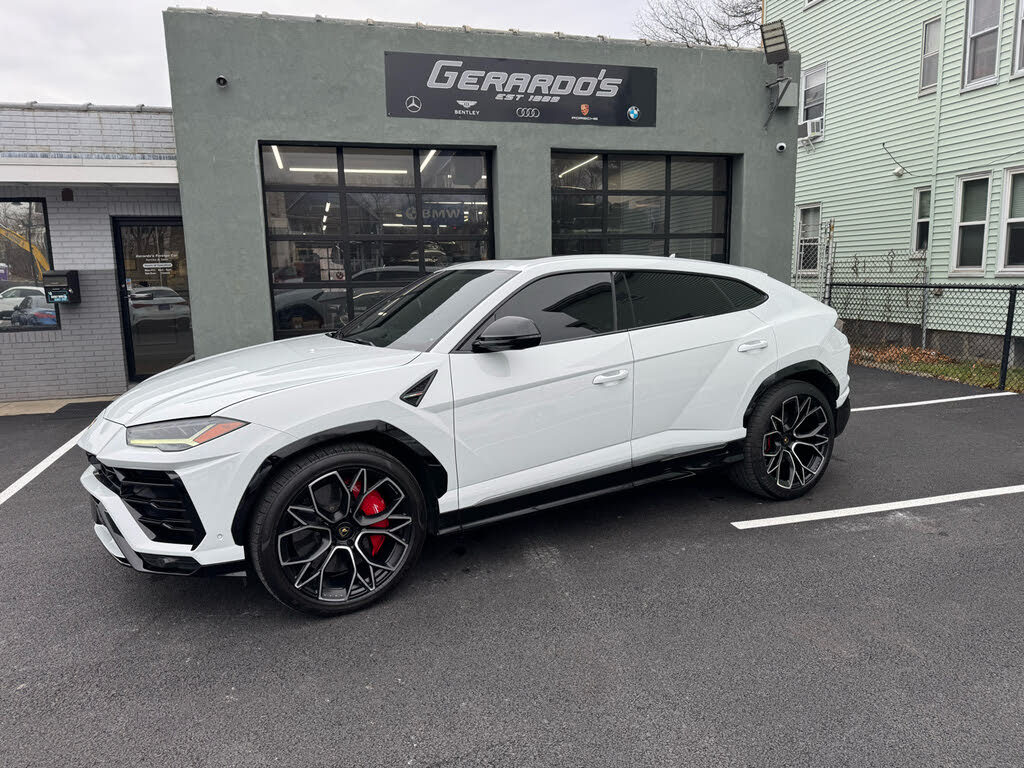 2019 Lamborghini Urus 4WD