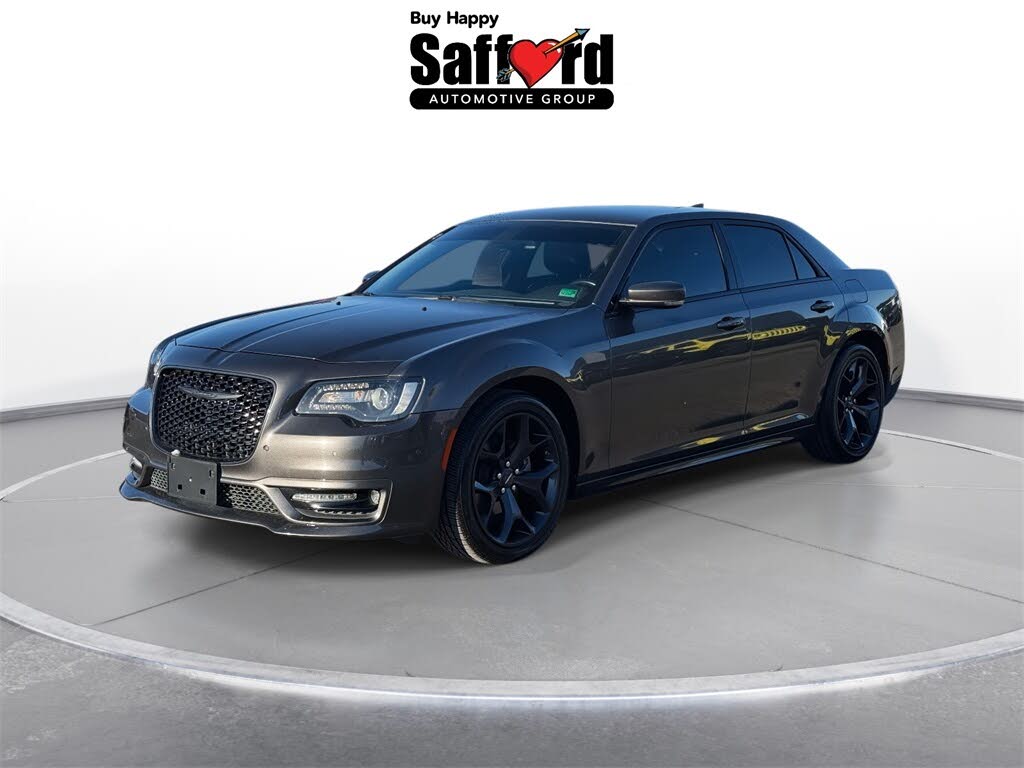 2022 Chrysler 300 Touring L RWD