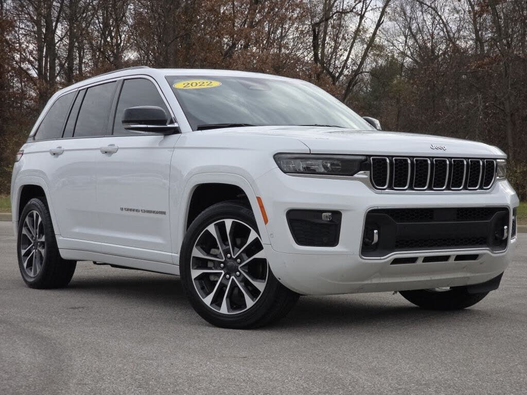 2022 Jeep Grand Cherokee Overland 4WD