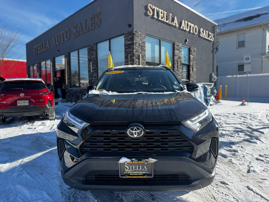 2022 Toyota RAV4 XLE AWD
