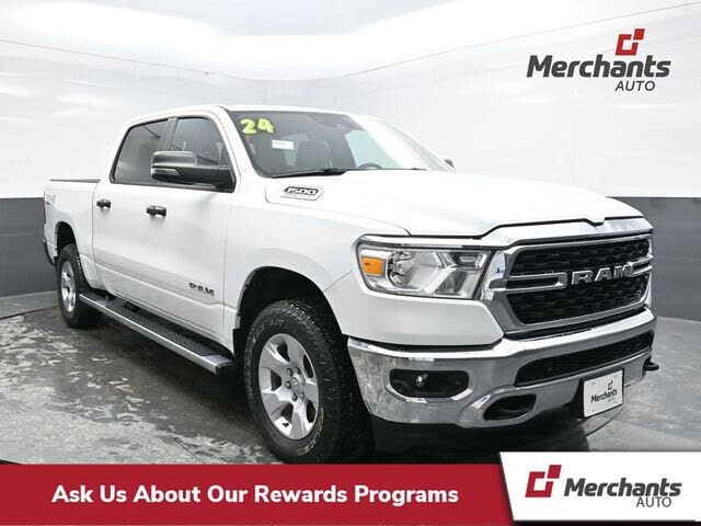 2024 RAM 1500 Big Horn Crew Cab 4WD