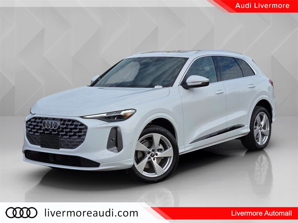 2025 Audi Q5 quattro Premium Plus 40 TFSI