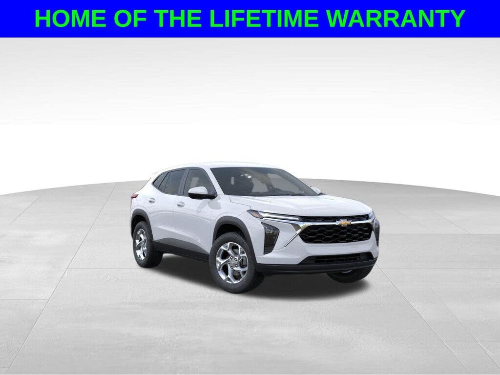 2025 Chevrolet Trax LS FWD