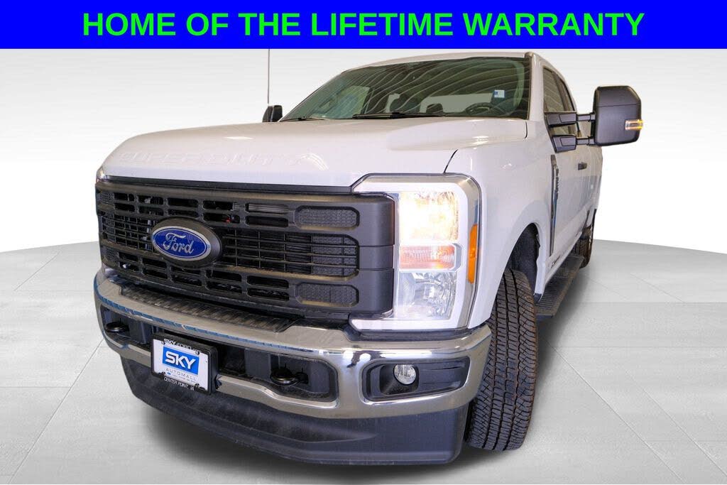 2025 Ford F-250 Super Duty XL SuperCab LB 4WD
