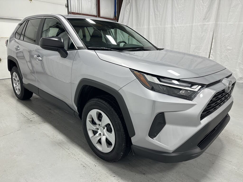 2025 Toyota RAV4 LE AWD