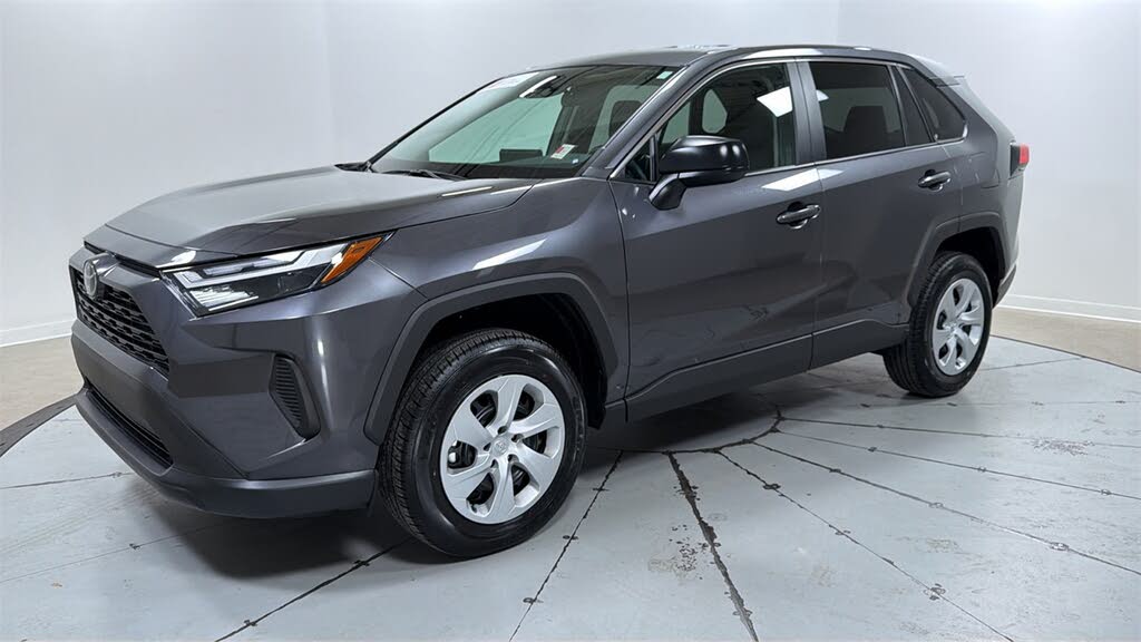 2025 Toyota RAV4 LE AWD
