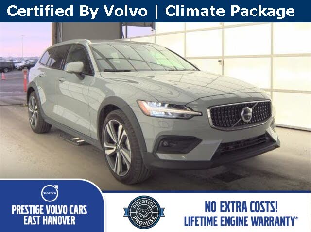2025 Volvo V60 Cross Country B5 Plus AWD