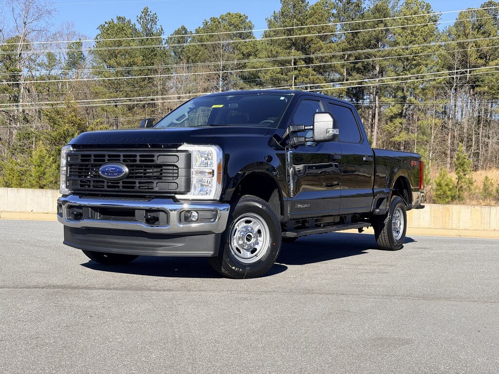 2026 Ford F-250 Super Duty XL Crew Cab 4WD