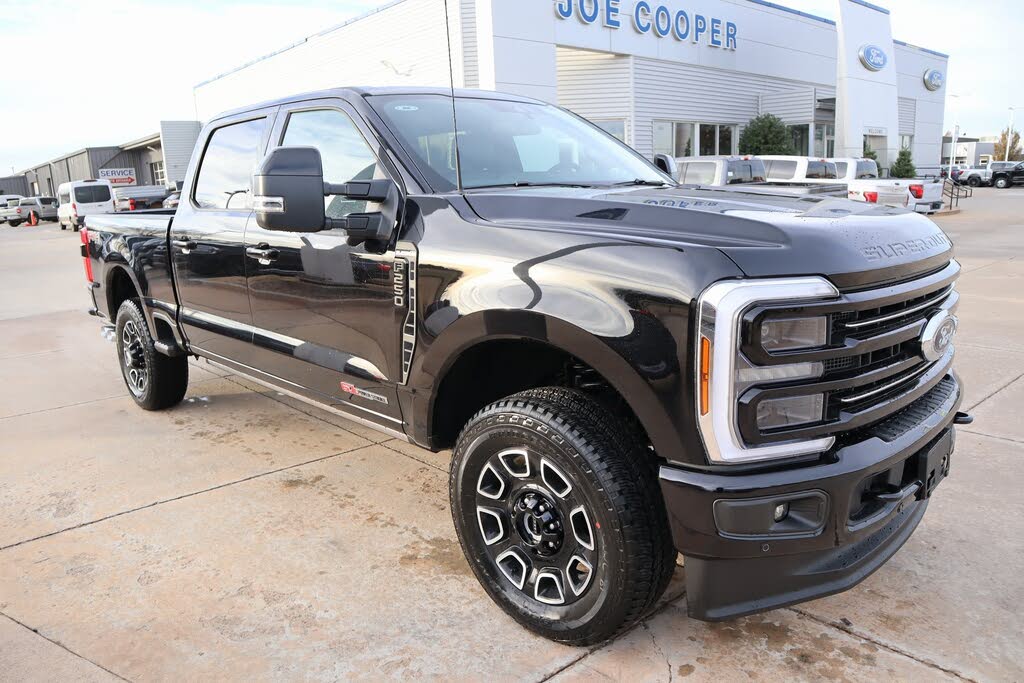 2026 Ford F-250 Super Duty Platinum Crew Cab 4WD