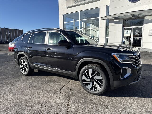 2026 Volkswagen Atlas SE FWD with Technology