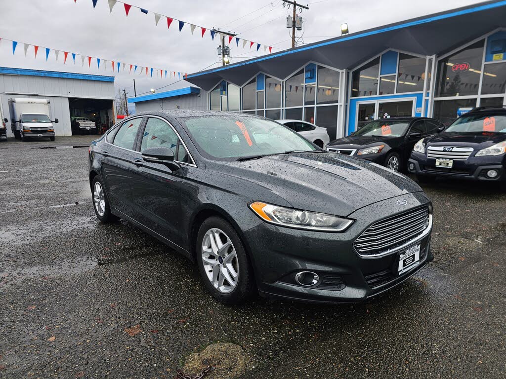2015 Ford Fusion SE