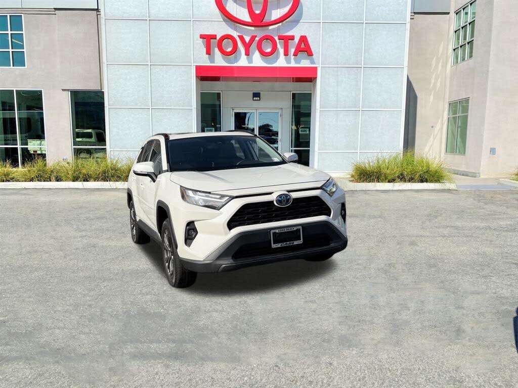 2022 Toyota RAV4 Hybrid XLE Premium AWD