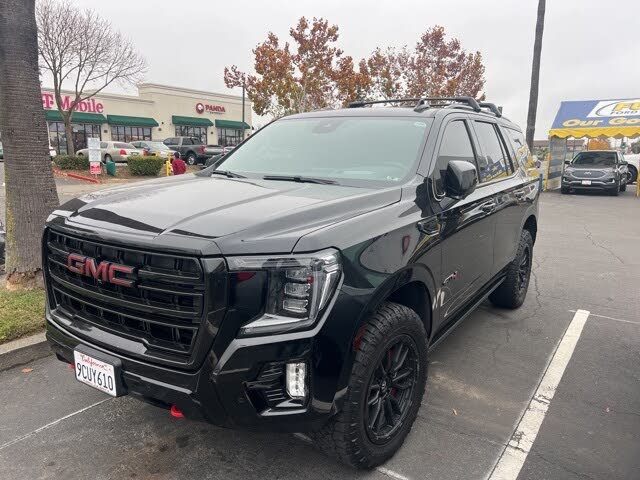 2023 GMC Yukon AT4 4WD