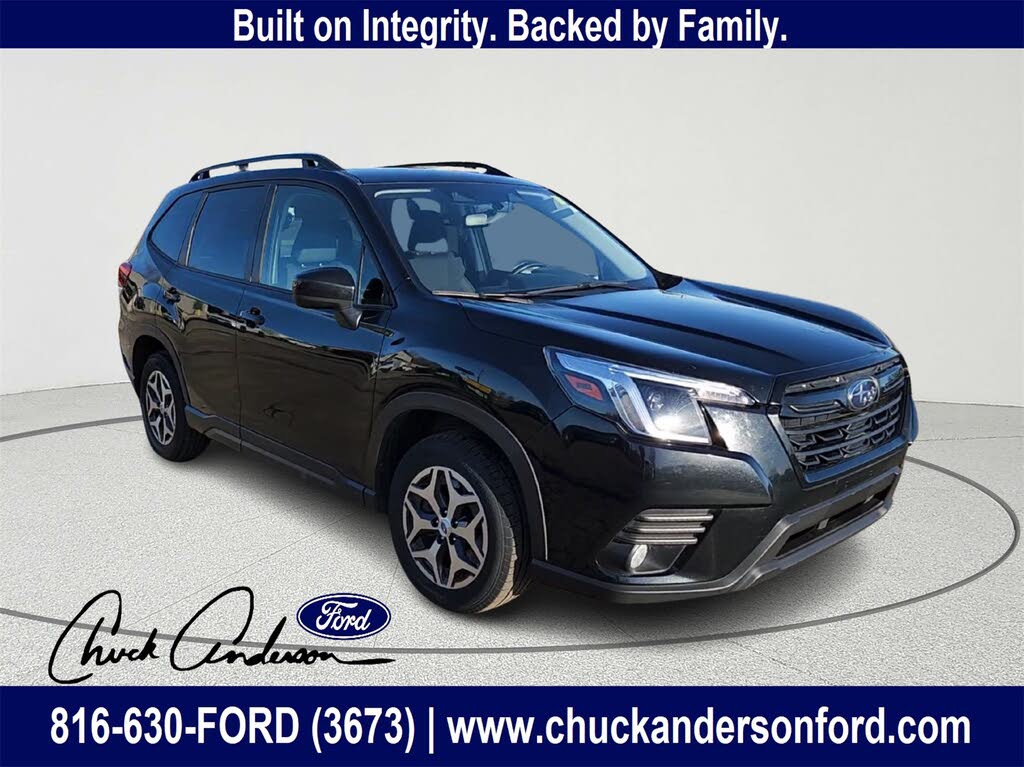 2023 Subaru Forester Premium Crossover AWD