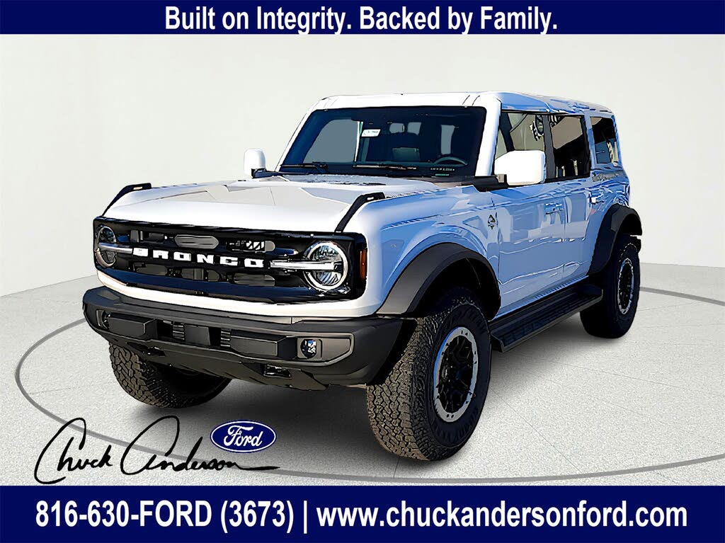 2025 Ford Bronco Outer Banks 4-Door 4WD