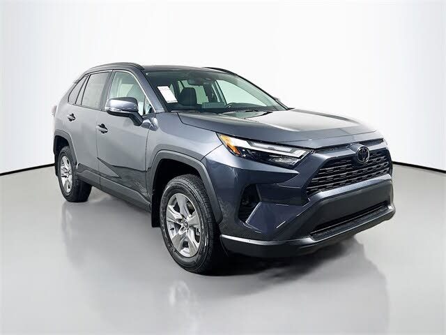 2025 Toyota RAV4 XLE FWD
