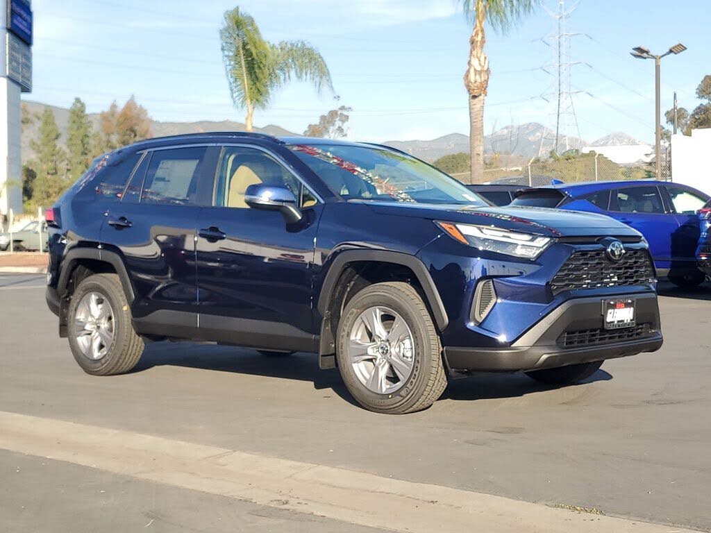 2025 Toyota RAV4 Hybrid XLE AWD