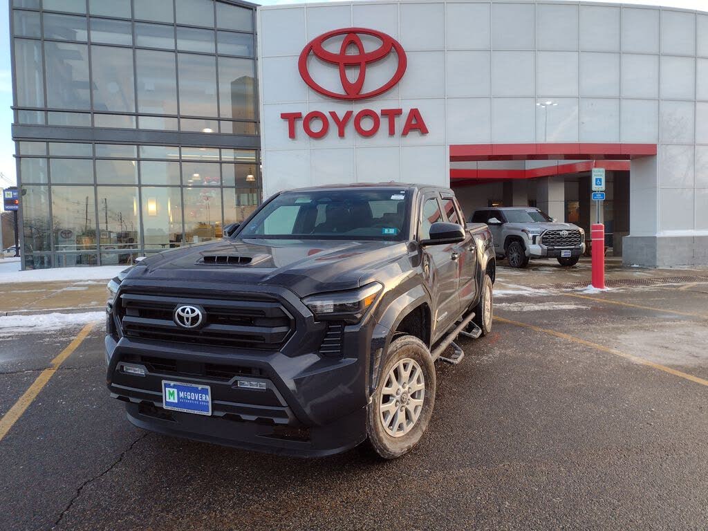 2025 Toyota Tacoma SR5 Double Cab 4WD
