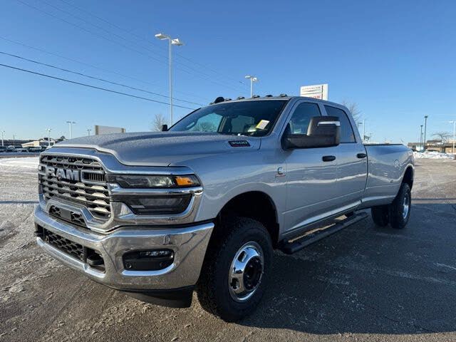 2026 RAM 3500 Tradesman Crew Cab LB DRW 4WD