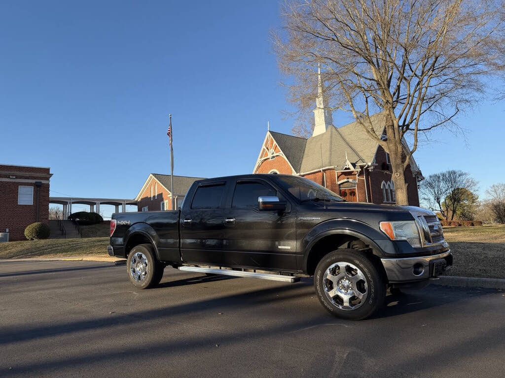 2011 Ford F-150 Lariat SuperCrew LB 4WD