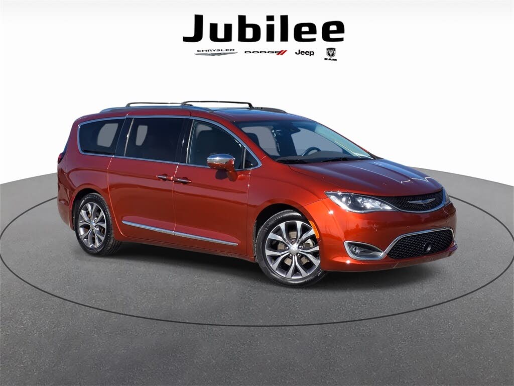 2018 Chrysler Pacifica Limited FWD