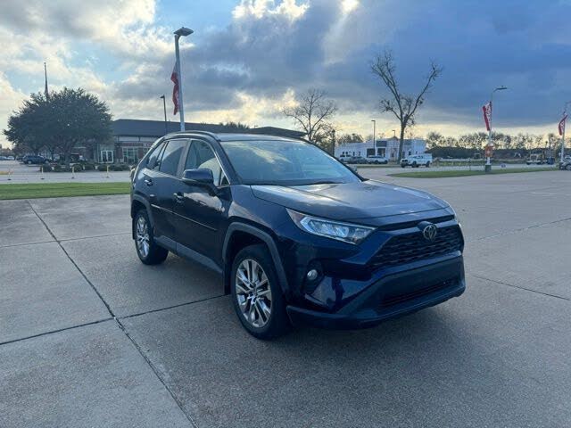 2020 Toyota RAV4 XLE Premium FWD