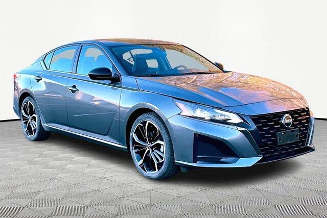 2023 Nissan Altima 2.5 SR FWD