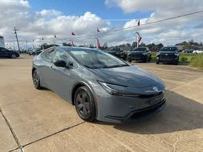 Toyota Prius XLE FWD