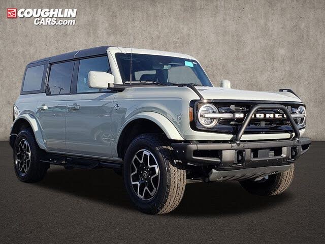 2024 Ford Bronco Outer Banks 4-Door 4WD